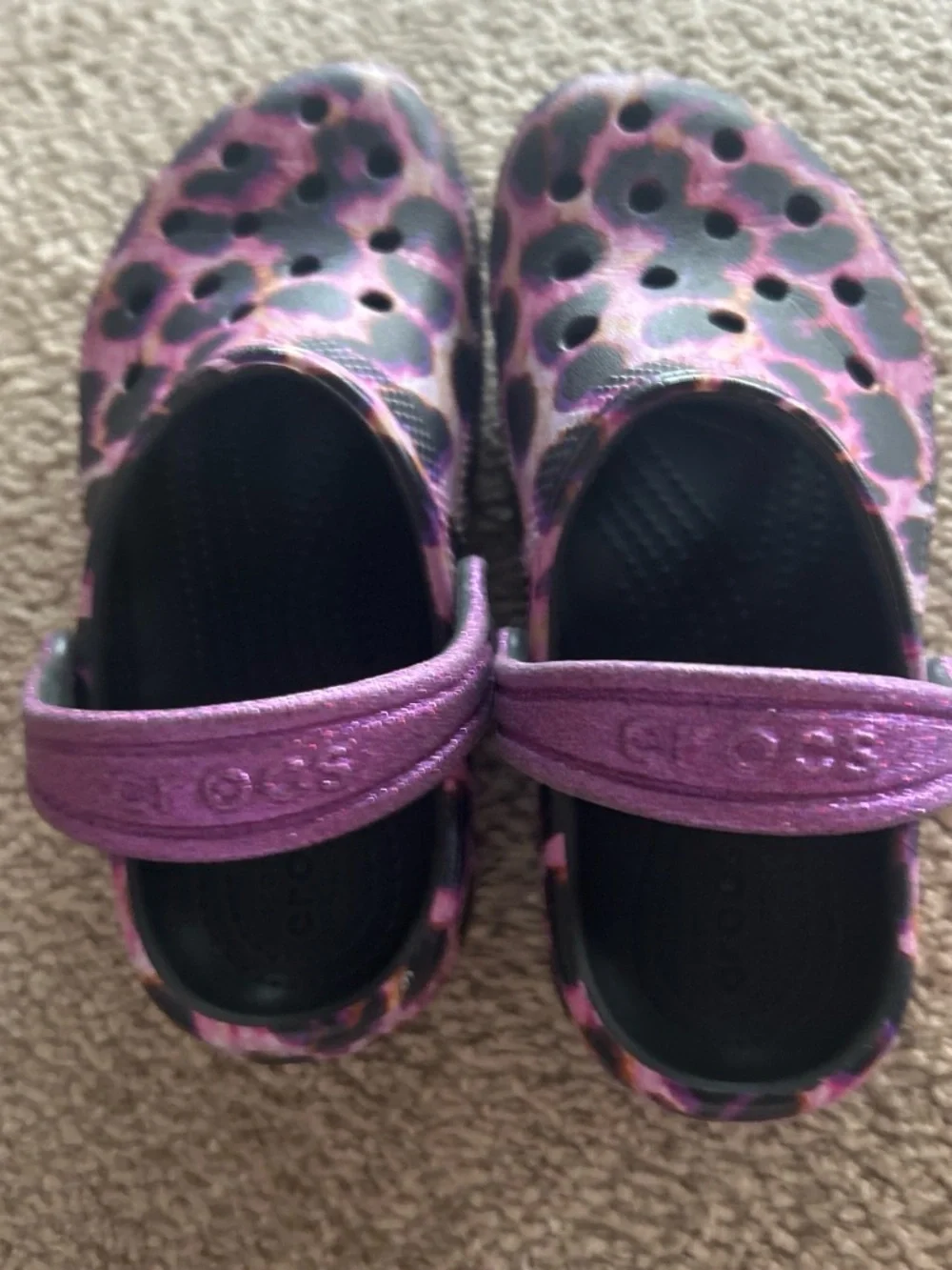 CROCS Kids Clog in Pink and Black Leopard Print